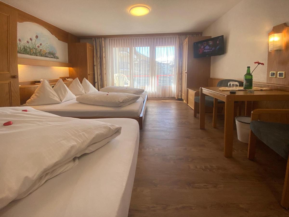 Hotel Restaurant Mattmarkblick Saas-Almagell ภายนอก รูปภาพ